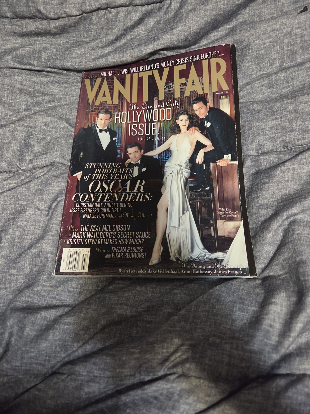 Vanity Fair Hollywood Issue Coffee Table Book - Gold & Burgundy Cover March 2011